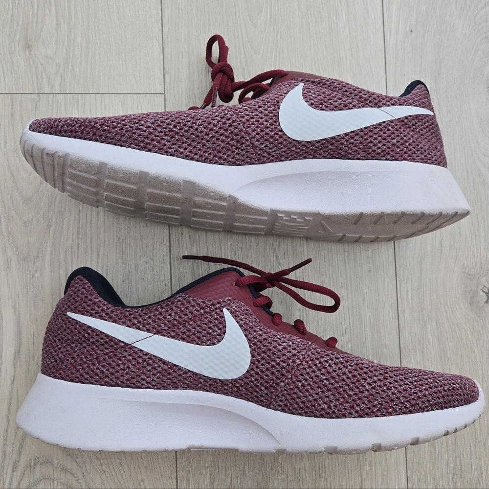 Nike Men’s Size 12 Red Mesh Running Shoes | Style 844887-602 | Gently Used